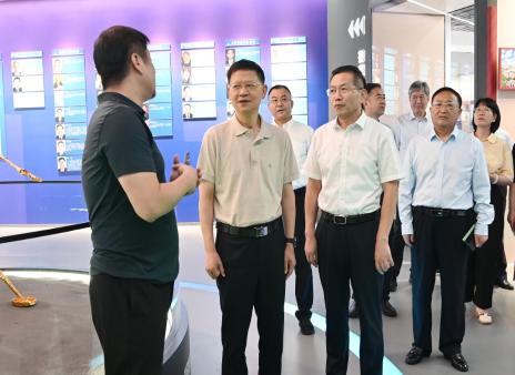 推进人工智能技术创新应用 | 李亚平主任带队开展代表议案实施情况视察